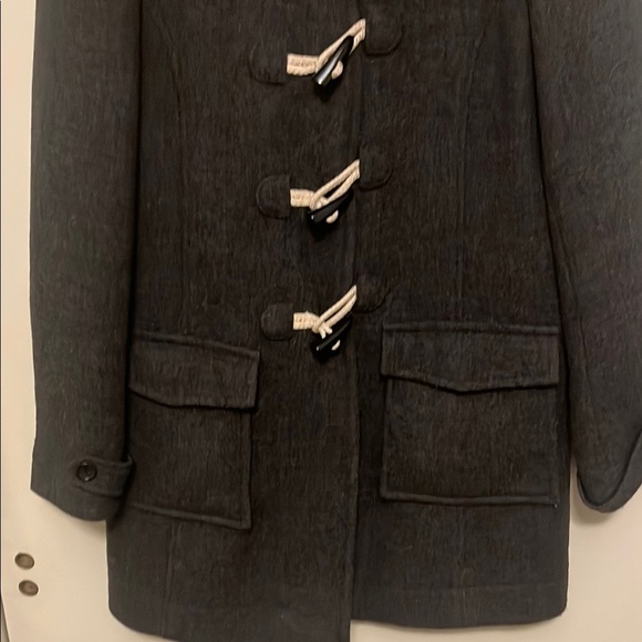 Banana Republic Black Toggle Coat / good preowned condition size medium - Picture 3 of 9